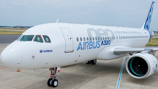El primer Airbus A320neo, rival del Boeing 737, ya está listo para volar